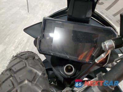 Zdjęcie 7 z 8 samochodu: 2023 KTM 390 ADVENTURE VIN:MD2JGJ402PC261715 - miniatura
