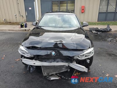 Piąte zdjęcie samochodu w środku: 2016 BMW 340 I VIN:WBA8B3G57GNT92405 - miniatura