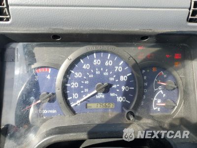 Zdjęcie 9 z 12 samochodu: 2007 MITSUBISHI FUSO TRUCK OF AMERICA INC FE 84D VIN:JL6BBG1S17K001577 - miniatura
