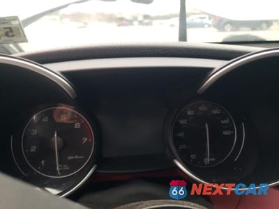 Zdjęcie 9 z 13 samochodu: 2021 ALFA ROMEO GIULIA TI VIN:ZARFANBN5M7641791 - miniatura