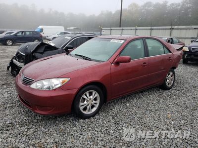 2005 TOYOTA CAMRY LE 4T1BF30K05U109922 - główne zdjęcie licytacji z USA - miniatura