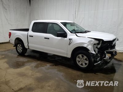 Czwarte zdjęcie samochodu z boku: 2023 FORD F150 SUPERCREW VIN:1FTEW1EB0PKD31860 - miniatura