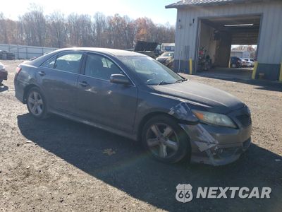 Czwarte zdjęcie samochodu z boku: 2010 TOYOTA CAMRY BASE VIN:4T1BF3EK9AU080116 - miniatura