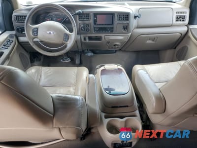 Zdjęcie 8 z 15 samochodu: 2004 FORD EXCURSION LIMITED VIN:1FMSU43P74EB12117 - miniatura