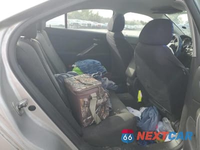 Zdjęcie 10 z 11 samochodu: 2005 PONTIAC G6 VIN:1G2ZG528654124605 - miniatura