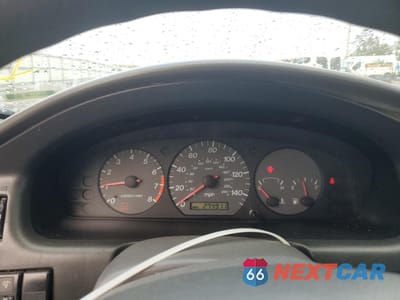 Zdjęcie 9 z 12 samochodu: 2002 MAZDA 626 LX VIN:1YVGF22C125296145 - miniatura