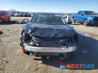 Piąte zdjęcie samochodu w środku: 2016 HONDA CIVIC VIN:19XFC2F58GE013340 - miniatura