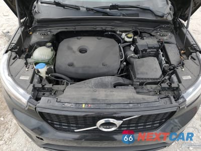 Zdjęcie 14 z 15 samochodu: 2019 VOLVO XC40 T5 MOMENTUM VIN:YV4162XZ1K2009216 - miniatura