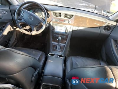 Zdjęcie 8 z 12 samochodu: 2007 MERCEDES-BENZ CLS 550 VIN:WDDDJ72X87A094964 - miniatura