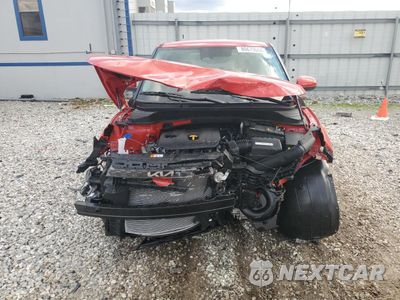 Piąte zdjęcie samochodu w środku: 2025 KIA SOUL LX VIN:KNDJ23AU2S7249945 - miniatura