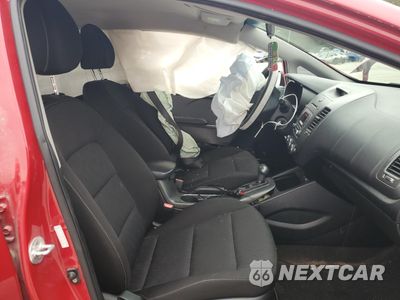 Zdjęcie 7 z 14 samochodu: 2016 KIA FORTE LX VIN:KNAFK4A63G5569658 - miniatura