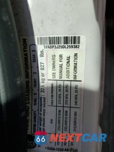 Zdjęcie 13 z 13 samochodu: 2013 FORD FOCUS TITANIUM VIN:1FADP3J25DL259382 - miniatura