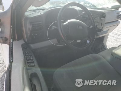 Zdjęcie 8 z 12 samochodu: 2006 FORD F350 SRW SUPER DUTY VIN:1FTWW31P76EC62955 - miniatura