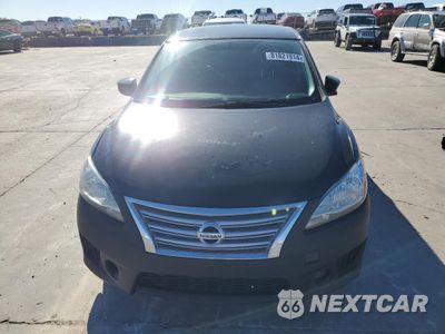 Piąte zdjęcie samochodu w środku: 2015 NISSAN SENTRA S VIN:3N1AB7AP7FY230705 - miniatura
