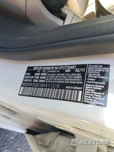 Zdjęcie 14 z 14 samochodu: 2011 MERCEDES-BENZ E 350 VIN:WDDHF5GB1BA411318 - miniatura