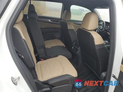 Zdjęcie 11 z 13 samochodu: 2024 VOLKSWAGEN ATLAS CROSS SPORT SE VIN:1V2KE2CA4RC238972 - miniatura