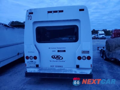 Zdjęcie 6 z 14 samochodu: 2010 FORD ECONOLINE E350 SUPER DUTY CUTAWAY VAN VIN:1FDEE3FL4ADA25709 - miniatura