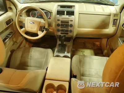 Zdjęcie 8 z 13 samochodu: 2010 FORD ESCAPE XLT VIN:1FMCU9D74AKD07783 - miniatura