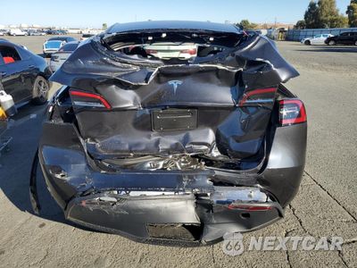 Zdjęcie 6 z 12 samochodu: 2024 TESLA MODEL Y VIN:7SAYGDED7RF162890 - miniatura