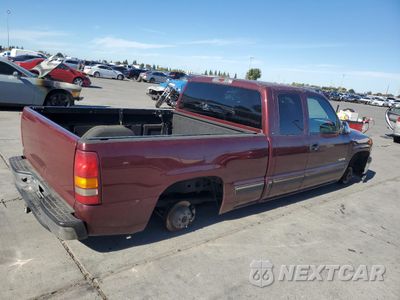 Trzecie zdjęcie samochodu z tyłu: 2002 CHEVROLET SILVERADO C1500 VIN:2GCEC19V821401322 - miniatura