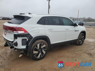 Trzecie zdjęcie samochodu z tyłu: 2024 VOLKSWAGEN ATLAS CROSS SPORT SE VIN:1V2KE2CA4RC238972 - miniatura