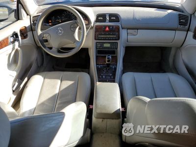Zdjęcie 8 z 12 samochodu: 2001 MERCEDES-BENZ CLK 320 VIN:WDBLJ65G41F186271 - miniatura
