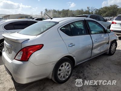 Trzecie zdjęcie samochodu z tyłu: 2017 NISSAN VERSA S VIN:3N1CN7AP9HL812563 - miniatura