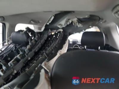 Zdjęcie 10 z 14 samochodu: 2015 LEXUS GX 460 VIN:JTJBM7FXXF5112534 - miniatura