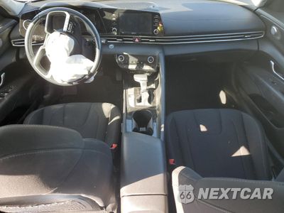 Zdjęcie 8 z 14 samochodu: 2022 HYUNDAI ELANTRA SEL VIN:5NPLS4AG3NH057393 - miniatura