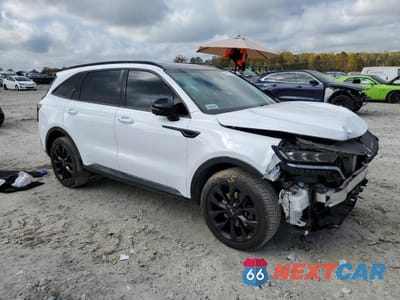 Czwarte zdjęcie samochodu z boku: 2021 KIA SORENTO SX VIN:5XYRK4LF5MG057495 - miniatura