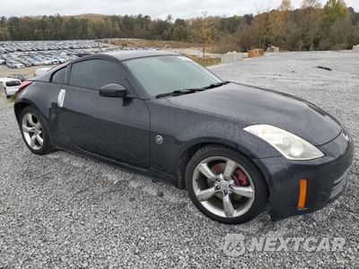 Czwarte zdjęcie samochodu z boku: 2008 NISSAN 350Z COUPE VIN:JN1BZ34D58M700715 - miniatura