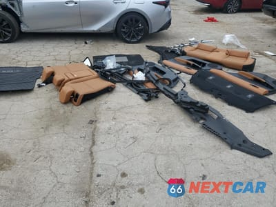 Zdjęcie 12 z 13 samochodu: 2024 LEXUS IS 350 F SPORT DESIGN VIN:JTHBZ1E29R5037125 - miniatura