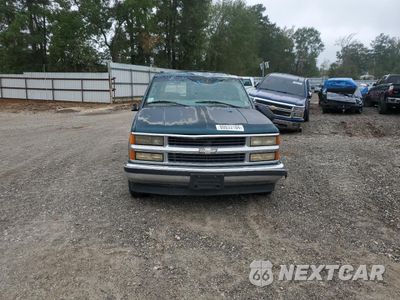 Piąte zdjęcie samochodu w środku: 1998 CHEVROLET SUBURBAN C1500 VIN:3GNEC16R3WG133520 - miniatura