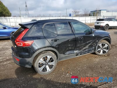 Trzecie zdjęcie samochodu z tyłu: 2023 VOLVO XC40 RECHARGE CORE VIN:YV4ED3UK8P2044198 - miniatura