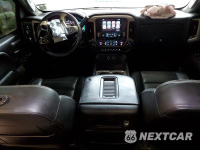 Zdjęcie 8 z 15 samochodu: 2017 GMC SIERRA K2500 DENALI VIN:1GT12UEY8HF174153 - miniatura