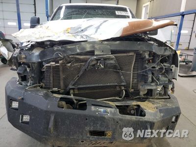 Zdjęcie 13 z 15 samochodu: 2006 CHEVROLET SILVERADO K2500 HEAVY DUTY VIN:1GCHK23226F107479 - miniatura