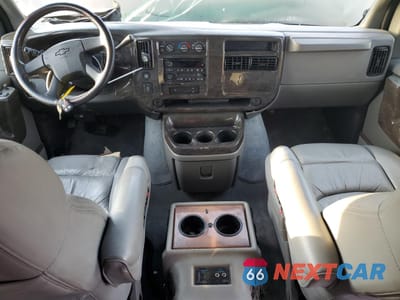Zdjęcie 8 z 15 samochodu: 2004 CHEVROLET EXPRESS G1500 VIN:1GBFG15TX41139992 - miniatura