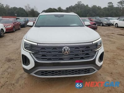 Piąte zdjęcie samochodu w środku: 2024 VOLKSWAGEN ATLAS CROSS SPORT SE VIN:1V2KE2CA4RC238972 - miniatura