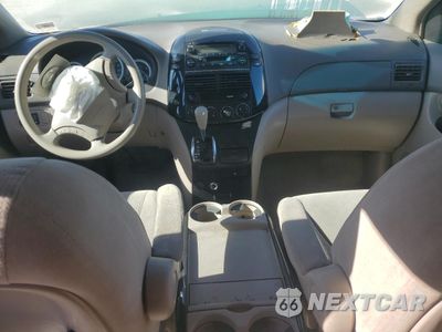 Zdjęcie 8 z 16 samochodu: 2004 TOYOTA SIENNA CE VIN:5TDZA23C04S104268 - miniatura