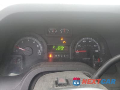 Zdjęcie 9 z 14 samochodu: 2010 FORD ECONOLINE E250 VAN VIN:1FTNE2EL9ADA19775 - miniatura