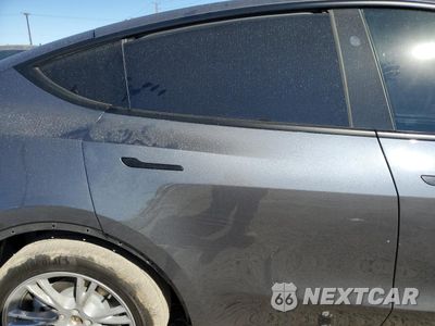 Zdjęcie 11 z 16 samochodu: 2023 TESLA MODEL Y VIN:7SAYGDED0PF960614 - miniatura