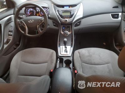 Zdjęcie 8 z 12 samochodu: 2013 HYUNDAI ELANTRA GLS VIN:5NPDH4AE9DH186075 - miniatura