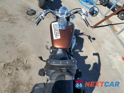 Zdjęcie 6 z 9 samochodu: 2018 HONDA VT750 C VIN:JH2RC5002JK400022 - miniatura