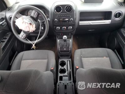 Zdjęcie 8 z 12 samochodu: 2014 JEEP COMPASS SPORT VIN:1C4NJDBBXED808803 - miniatura