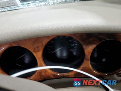 Zdjęcie 9 z 14 samochodu: 2002 JAGUAR XJ8 VIN:SAJDA14C02LF45629 - miniatura