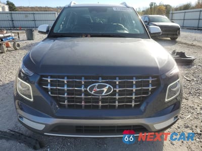 Piąte zdjęcie samochodu w środku: 2024 HYUNDAI VENUE LIMITED VIN:KMHRC8A31RU298405 - miniatura