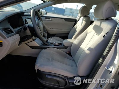 Zdjęcie 7 z 12 samochodu: 2017 HYUNDAI SONATA HYBRID VIN:KMHE24L11HA048460 - miniatura