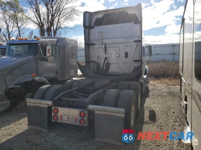 Czwarte zdjęcie samochodu z boku: 2015 INTERNATIONAL PROSTAR VIN:3HSDJAPR5FN554439 - miniatura