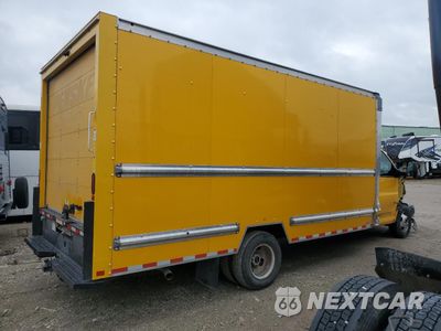 Trzecie zdjęcie samochodu z tyłu: 2021 GMC SAVANA CUTAWAY G3500 VIN:7GZ37TC73MN003876 - miniatura
