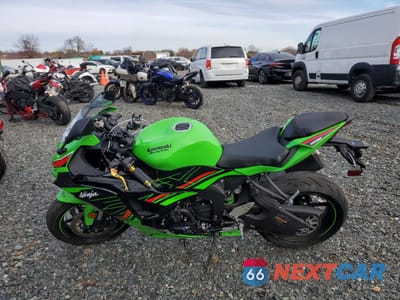 Trzecie zdjęcie samochodu z tyłu: 2024 KAWASAKI ZX636 VIN:JKBZXJJ15RA000489 - miniatura